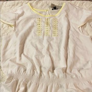 Cap sleeve green and yellow blouse